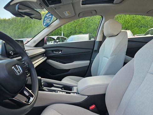 Certified 2024 Honda Accord EX image 22