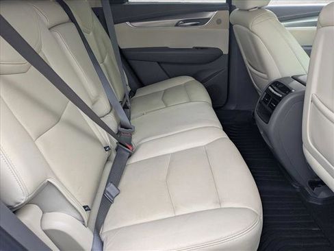 Used 2019 Cadillac XT5 Premium Luxury w/ Driver Assist Package image 19