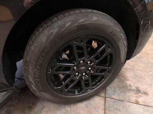Certified 2025 Ford Expedition Max Active AWD/4WD image 2