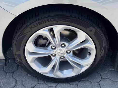 Used 2025 Honda Accord LX image 18
