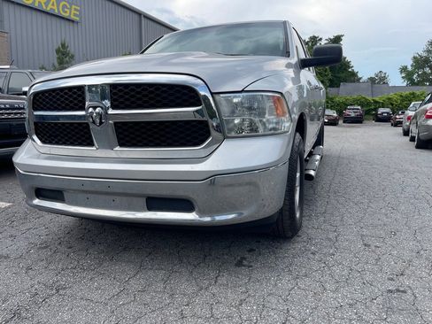 Used 2014 RAM 1500 Classic SLT AWD/4WD image 4