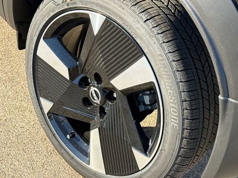 New 2026 Nissan Kicks SR w/ Cold Weather Package image 11