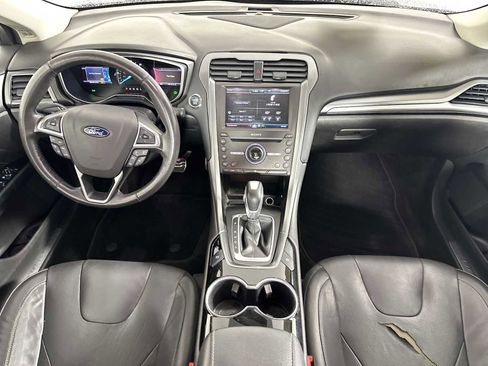 Used 2016 Ford Fusion Titanium FWD image 15