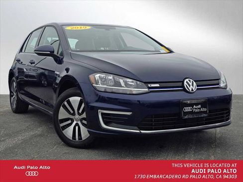 Used 2019 Volkswagen e-Golf SE w/ Driver Assistance Package FWD image 1