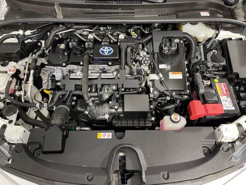 Certified 2022 Toyota Corolla LE w/ Carpet Mat Package (TMS) FWD image 9