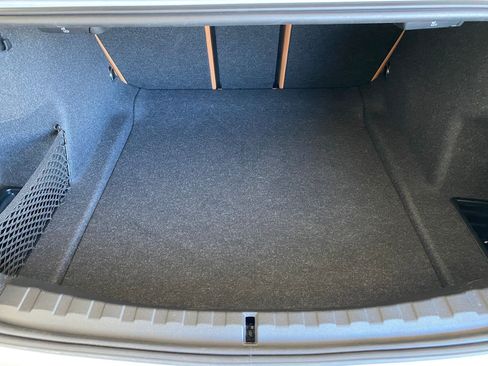 Used 2025 BMW 330i xDrive Sedan w/ Convenience Package image 31