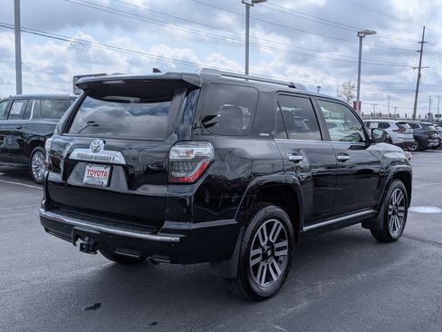 Certified 2021 Toyota 4Runner Limited AWD/4WD image 8