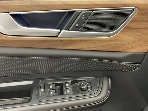 New 2026 Volkswagen Atlas SE image 10