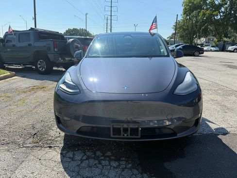 Used 2023 Tesla Model Y Long Range AWD/4WD image 10