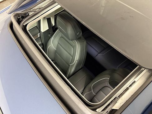 New 2026 GMC Terrain Denali w/ LPO, Black Badging Package image 21