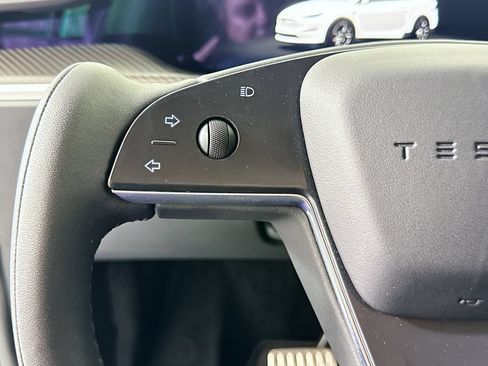 Used 2022 Tesla Model X Plaid AWD/4WD image 11