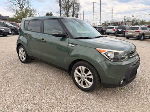 Used 2014 Kia Soul + w/ Primo Package image 8