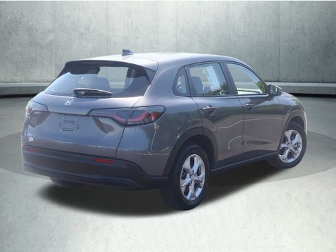 Used 2024 Honda HR-V LX image 9