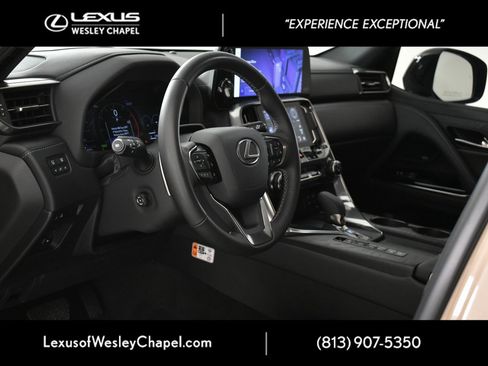 Used 2025 Lexus LX 700h Overtrail image 15