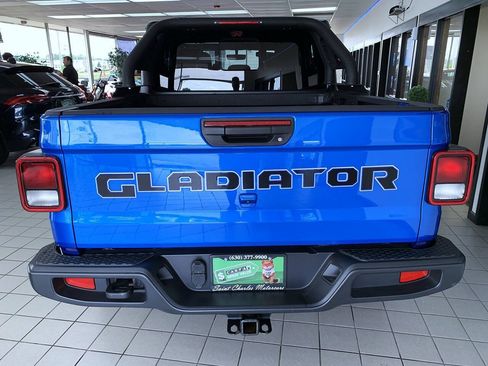 Used 2021 Jeep Gladiator Sport AWD/4WD image 7