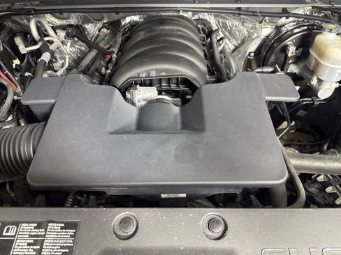 Used 2017 Chevrolet Tahoe LT w/ Luxury Package image 9