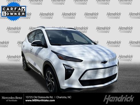 Used 2023 Chevrolet Bolt EUV Premier w/ Sun & Sound Package image 1