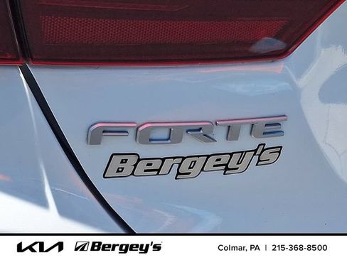 Used 2023 Kia Forte GT-Line FWD image 33