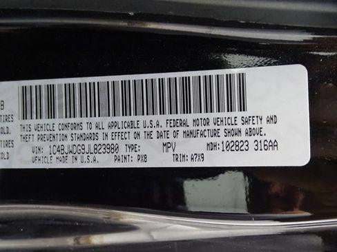 Used 2018 Jeep Wrangler Unlimited Sport AWD/4WD image 22