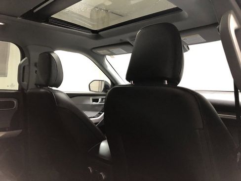 Used 2023 Ford Explorer XLT w/ Equipment Group 202A image 12