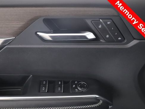 Used 2025 GMC Acadia Denali w/ LPO, Floor Liner Package image 20