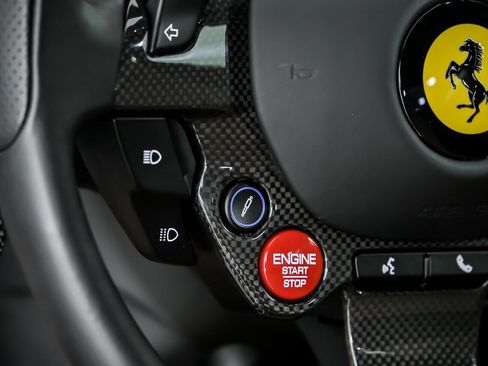 Used 2022 Ferrari F8 Tributo RWD image 26