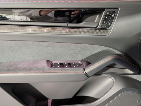 New 2026 Porsche Cayenne GTS AWD/4WD image 19