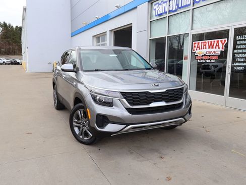 Used 2021 Kia Seltos LX image 31