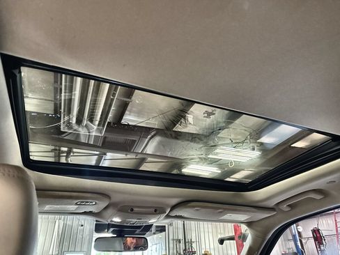 Used 2020 Ford Expedition Platinum AWD/4WD image 26