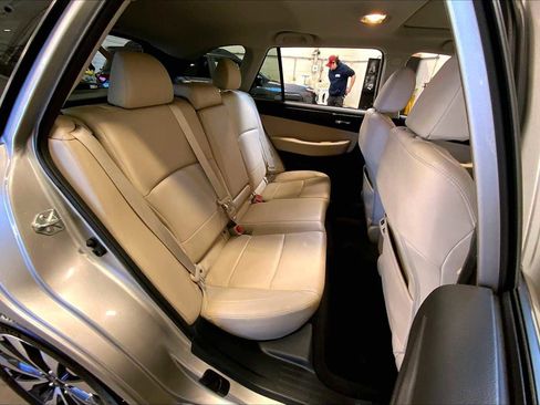Used 2017 Subaru Outback 2.5i Limited image 19