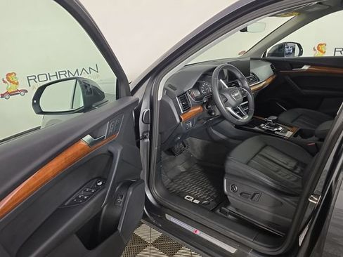 Used 2023 Audi Q5 2.0T Premium w/ Convenience Package AWD/4WD image 19