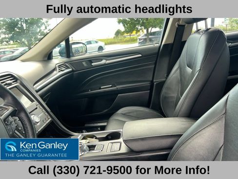 Used 2019 Ford Fusion Energi Titanium FWD image 38