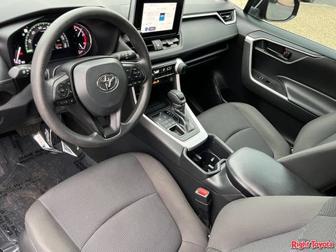 Certified 2023 Toyota RAV4 LE AWD/4WD image 20