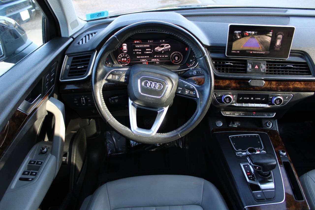 Used 2018 Audi Q5 2.0T Premium Plus w/ Premium Plus Package AWD/4WD image 7