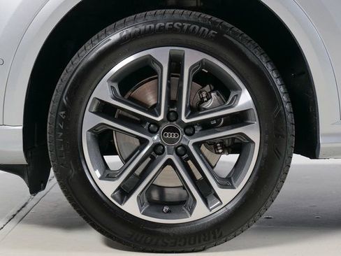 Certified 2025 Audi Q5 Premium w/ Premium Plus AWD/4WD image 34
