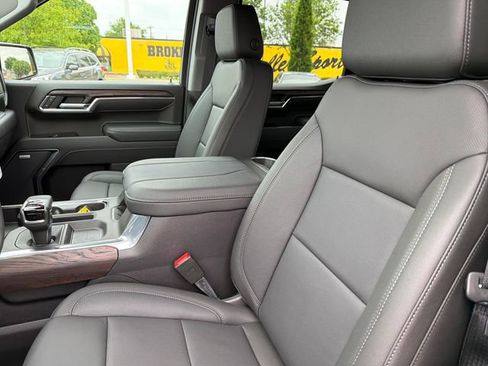 New 2026 GMC Sierra 1500 SLT AWD/4WD image 19