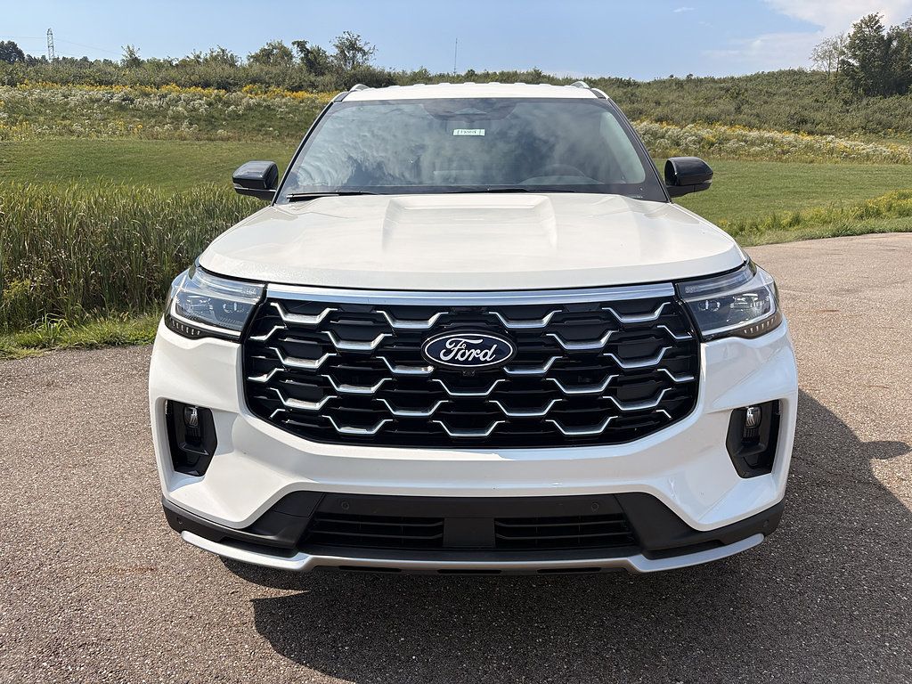 New 2027 Ford Explorer Platinum w/ 3.0L Ultimate Package AWD/4WD image 8