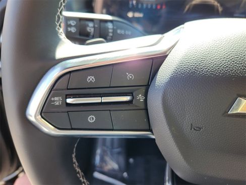 Certified 2026 Chevrolet Traverse LT w/ Driver Confidence Package image 11