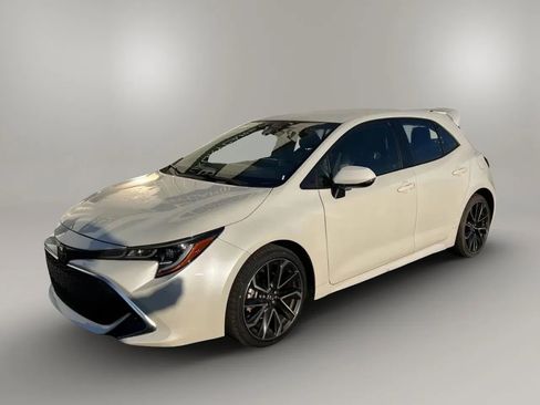Used 2019 Toyota Corolla XSE FWD image 5