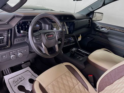 New 2026 GMC Sierra 1500 AT4 w/ Technology Package image 9