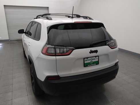 Used 2020 Jeep Cherokee Latitude Plus FWD image 6