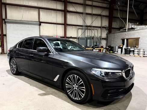 Used 2017 BMW 530i RWD image 4