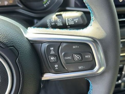 Used 2024 Jeep Wrangler High Altitude AWD/4WD image 12