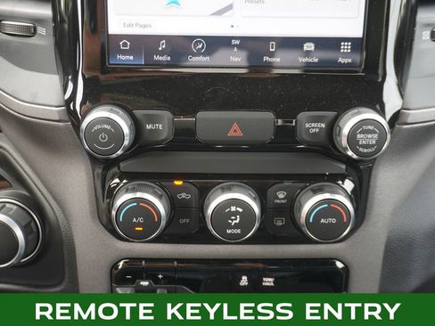 Used 2023 RAM 3500 Tradesman image 15