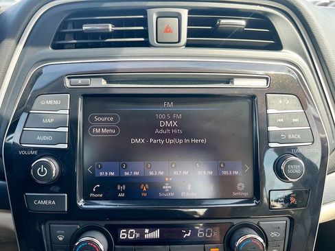 Used 2022 Nissan Maxima Platinum w/ Sport Mat Group FWD image 15