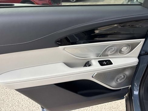 New 2026 Lincoln Nautilus Reserve AWD/4WD image 21