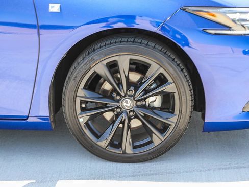Used 2024 Lexus ES 350 F Sport w/ Accessory Package (Z2) FWD image 10