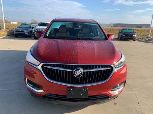 Used 2019 Buick Enclave Premium image 9
