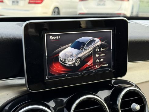 Used 2018 Mercedes-Benz C 300 Sedan image 5