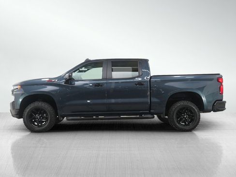Used 2021 Chevrolet Silverado 1500 LT Trail Boss w/ Convenience Package II image 2